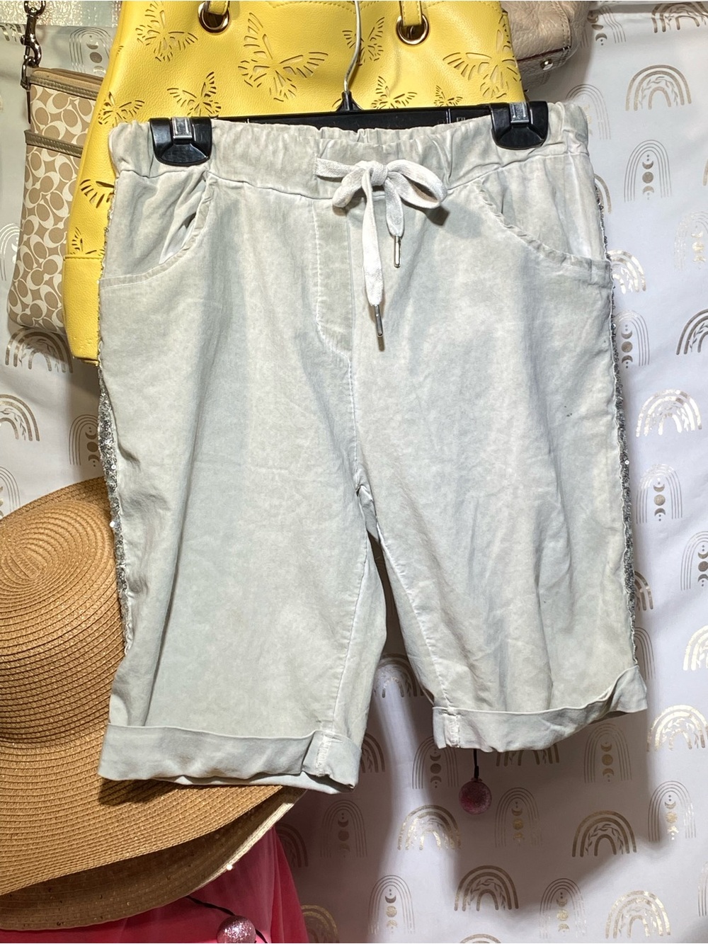 Women’s Drawstring Bermuda Shorts - Light Gray